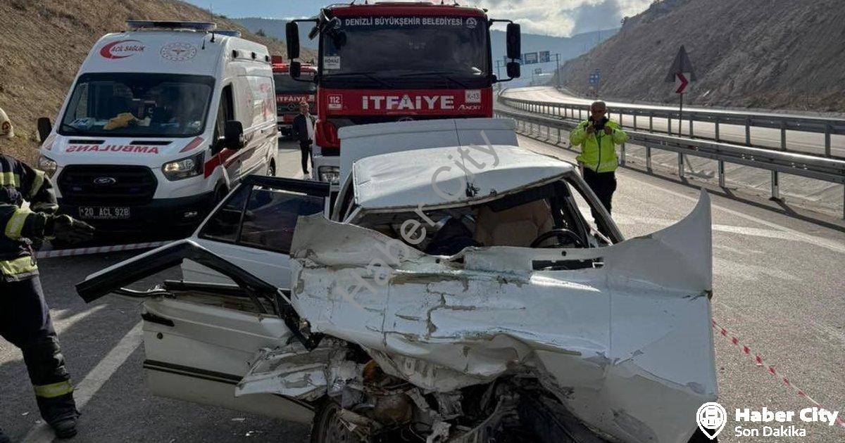 "Denizli'de Feci Kaza: Honaz Tüneli Çıkışında 1 Ölü, 1 Ağır Yaralı" başlıklı haber için fotorealisti